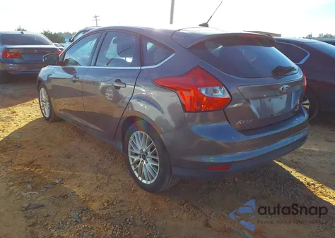 2012 Ford Focus Sel z USA, uszkodzony, nr VIN 1FAHP3M24CL407811